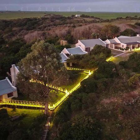 Oyster Bay Lodge Bagian luar foto