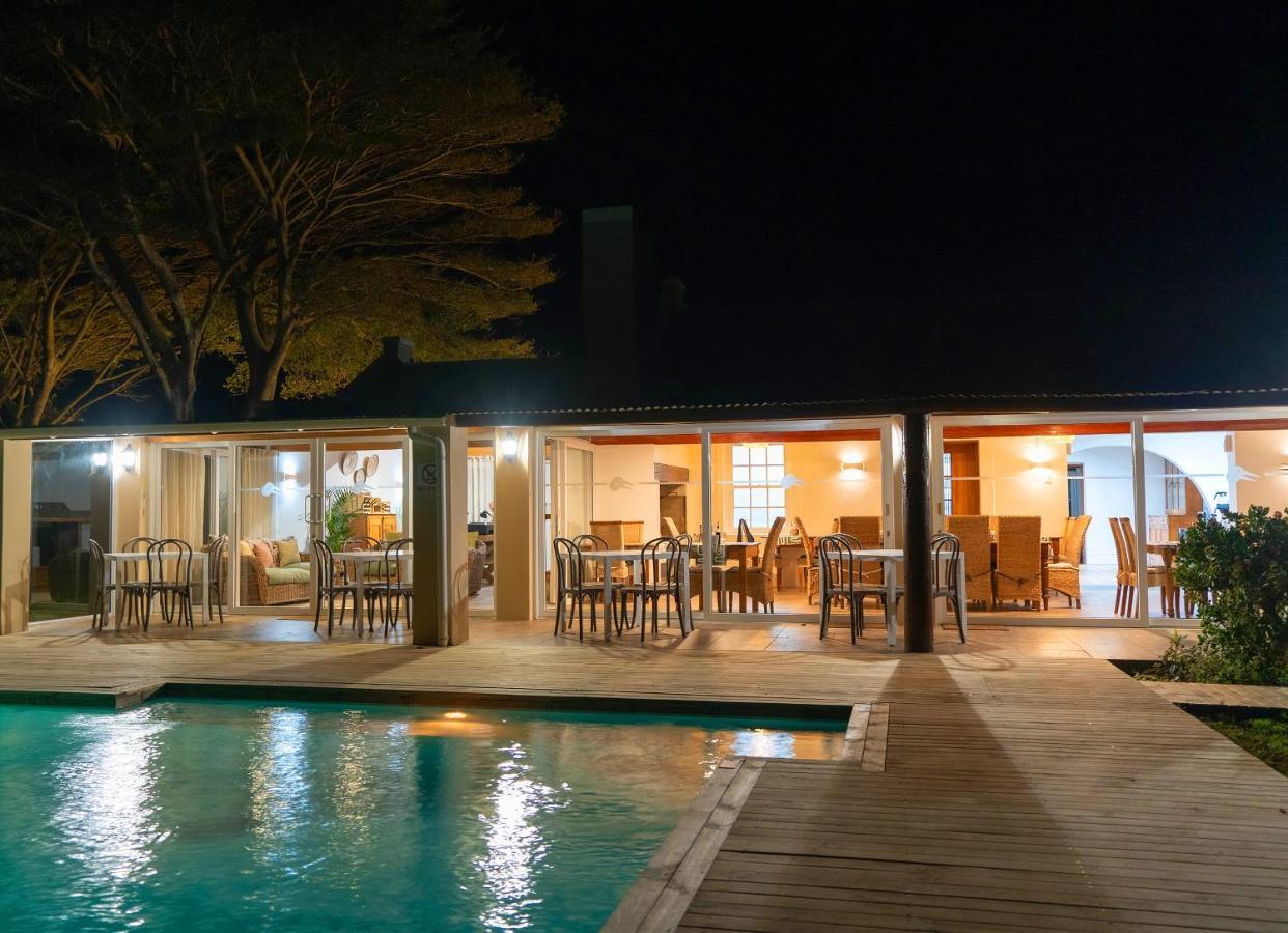 Oyster Bay Lodge Bagian luar foto